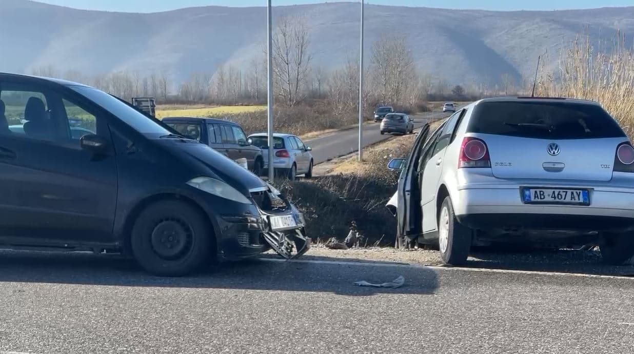 Aksident në aksin Lezhë-Shkodër, tre persona përfundojnë në spital 