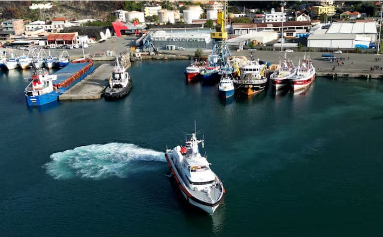 Italia rifillon transferimet e emigrantëve në qendrat e ngritura në Shqipëri