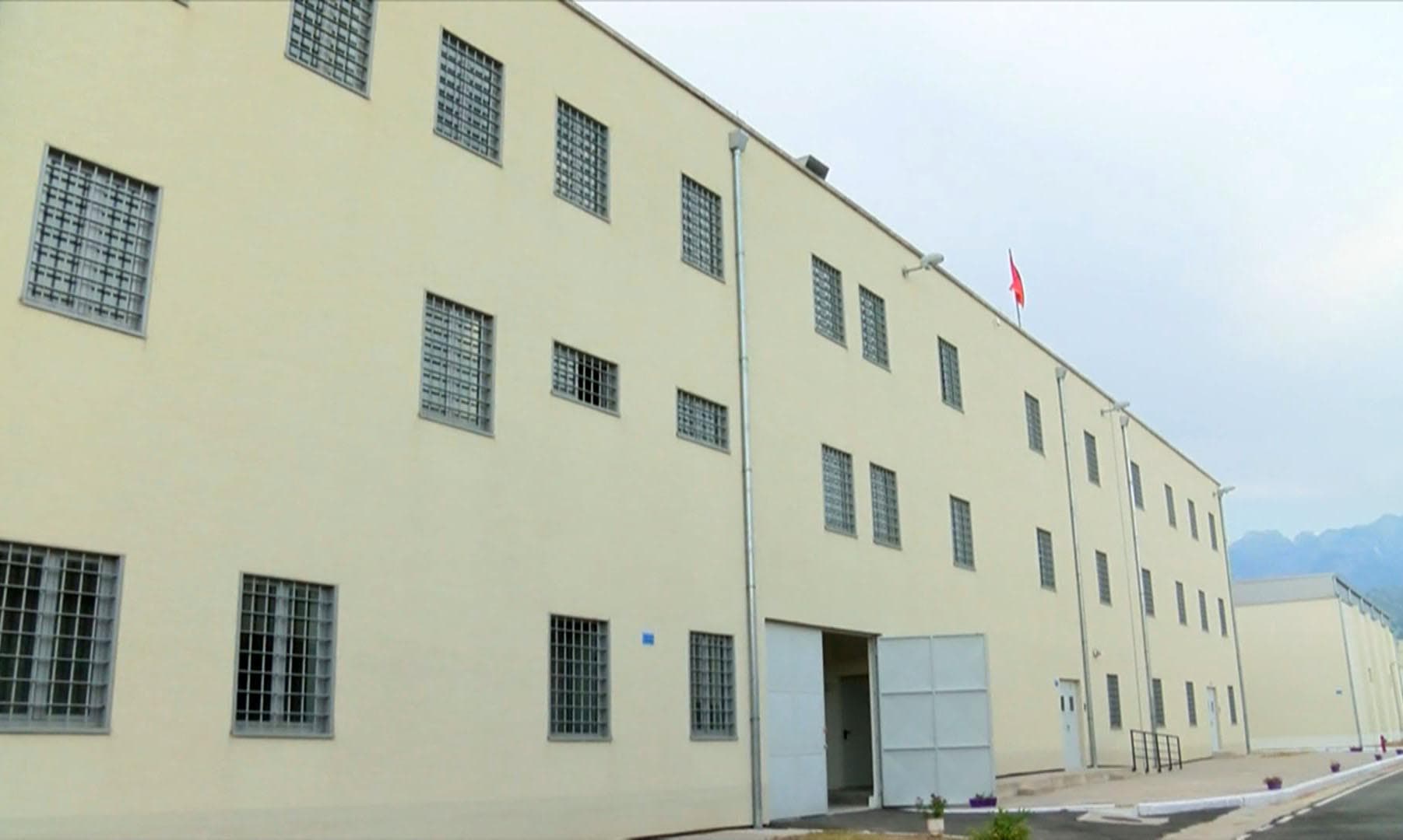 35-vjeçari vetëvaret në burgun e Reçit