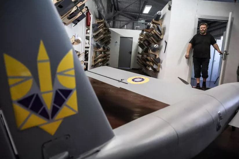 Dronët ukrainas sulmojnë centralet energjetike në Rusi