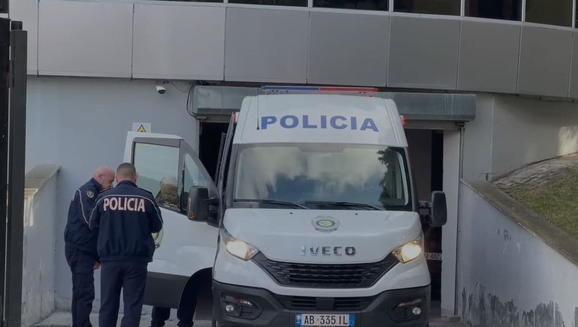 Ngacmimi seksual ndaj të miturit në Devoll, lihet në burg 45-vjeçari