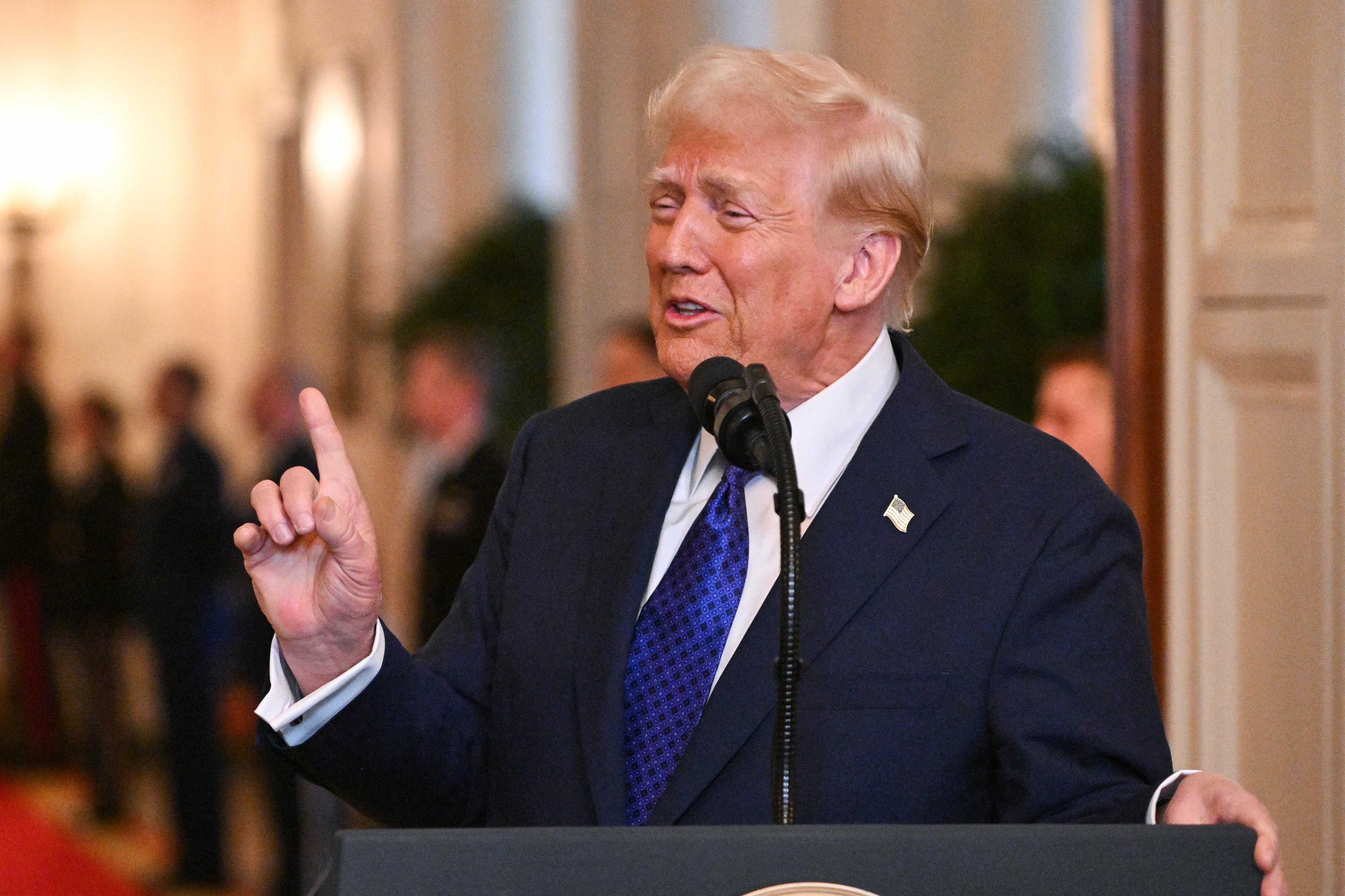 Trump urdhëron objektin në Guantanamo për 30.000 emigrantë: Vështirë të dalin nga atje