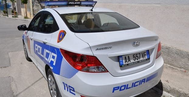 Tiranë/ Përndiqte të mitura me makinë, arrestohet 41-vjeçari