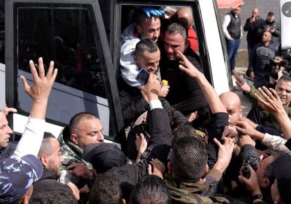 Përfundon faza e katërt/ Hamasi liroi 3 robër izraelitë në këmbim të 183 palestinezëve