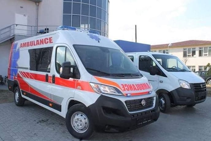 Shembet objekti në Gjakovë, humbin jetën 3 të mitur