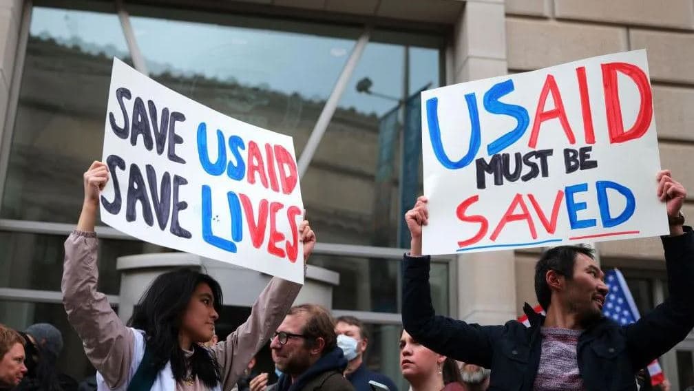 SHBA, pezullohet vendimi për USAID