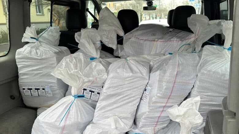  KQZ në Kosovë nis verifikimin e votave përmes postës