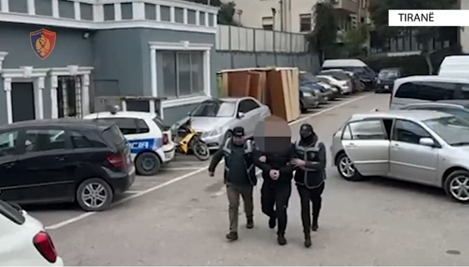 Në kërkim nga drejtësia kriminale, dy persona kapen në Tiranë për t’u ekstraduar 