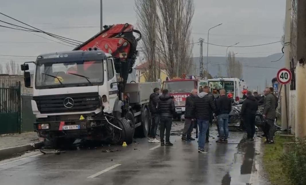 Aksidenti i djeshëm në Lezhë-Shëngjin, pas bashkëshortit ndërron jetë edhe gruaja e 30-vjeçarit