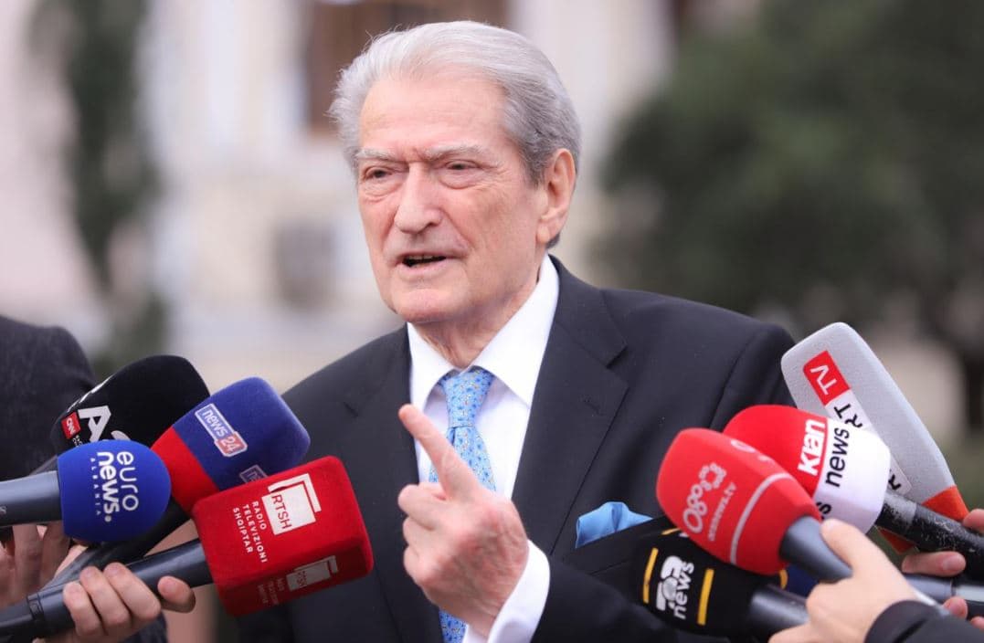 Berisha: Rama e anuloi vizitën në Durrës pas denoncimit tim, paralajmëroj Troplinin të mos përzihet 