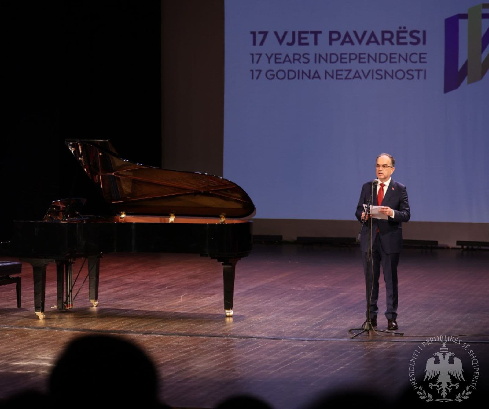 Ambasada e Kosovës pritje për festën e Pavarësisë/ Begaj: Bashkëpunim më aktiv mes dy shteteve të një kombi