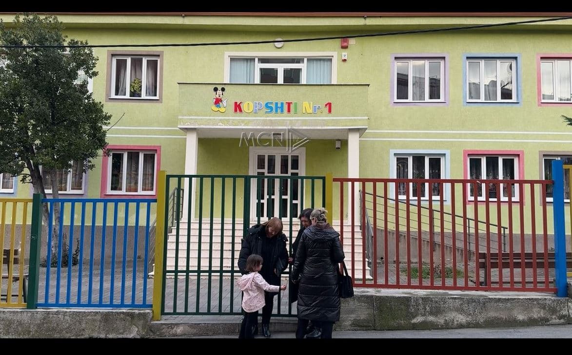 Analizat konfirmojnë rastin e dizenterisë/ Fëmija nga Laçi po merr mjekim në QSUT, Kopshti do të qëndrojë i mbyllur