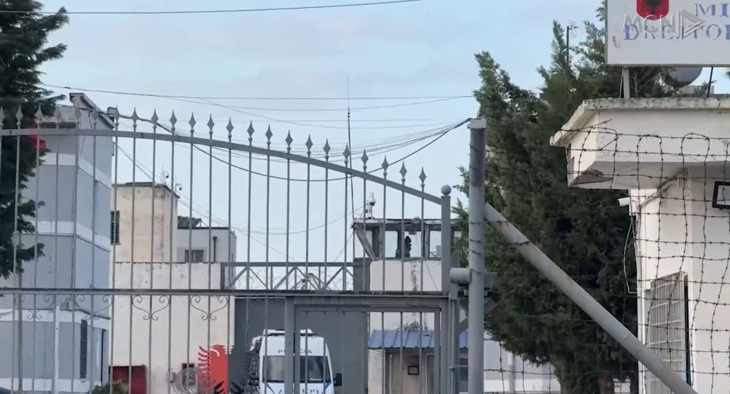 “Dhomat pa çelës në Shënkoll”. Zbardhet arratisja e të burgosurit, u largua për 40 minuta