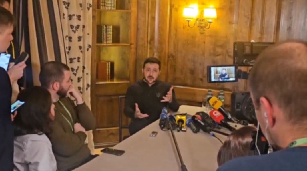 Zelensky: Ukraina nuk është e ftuar në bisedimet Rusi-SHBA 