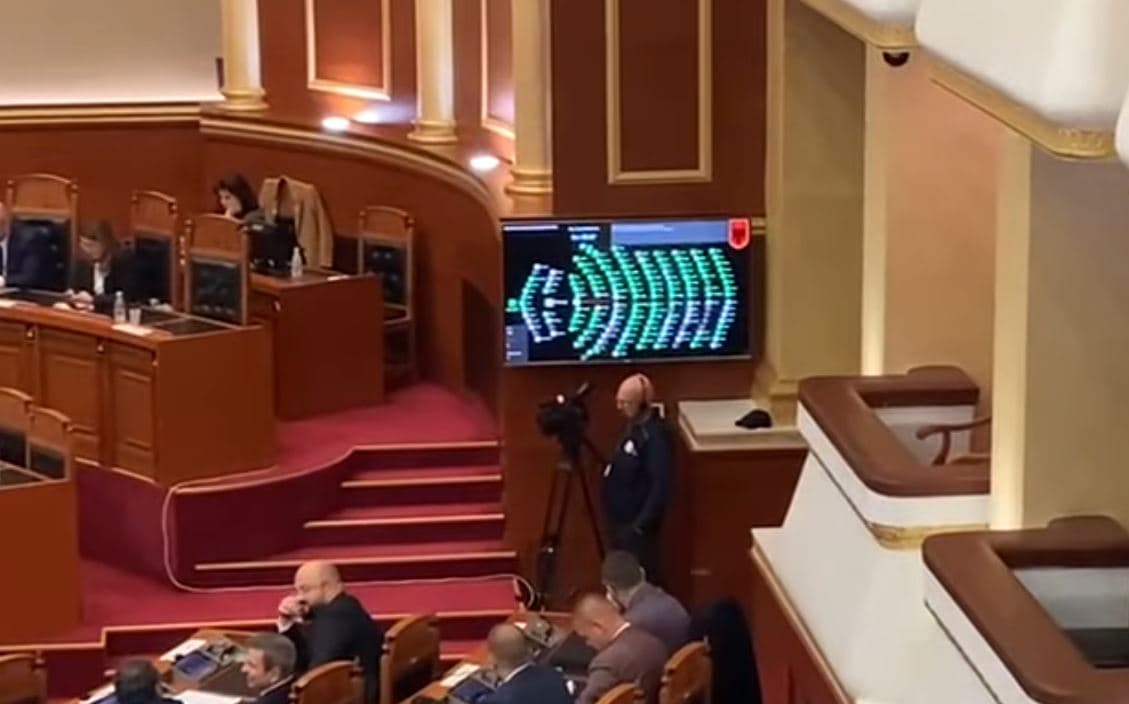 Vota e diasporës/ Miratohen me 108 vota pro ndryshimet në Kodin Zgjedhor