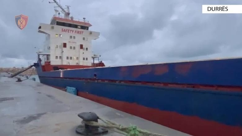 Vodhi sasi nafte nga anija e ankoruar në Porto Romano/ Arrestohet shtetasi i shpallur në kërkim