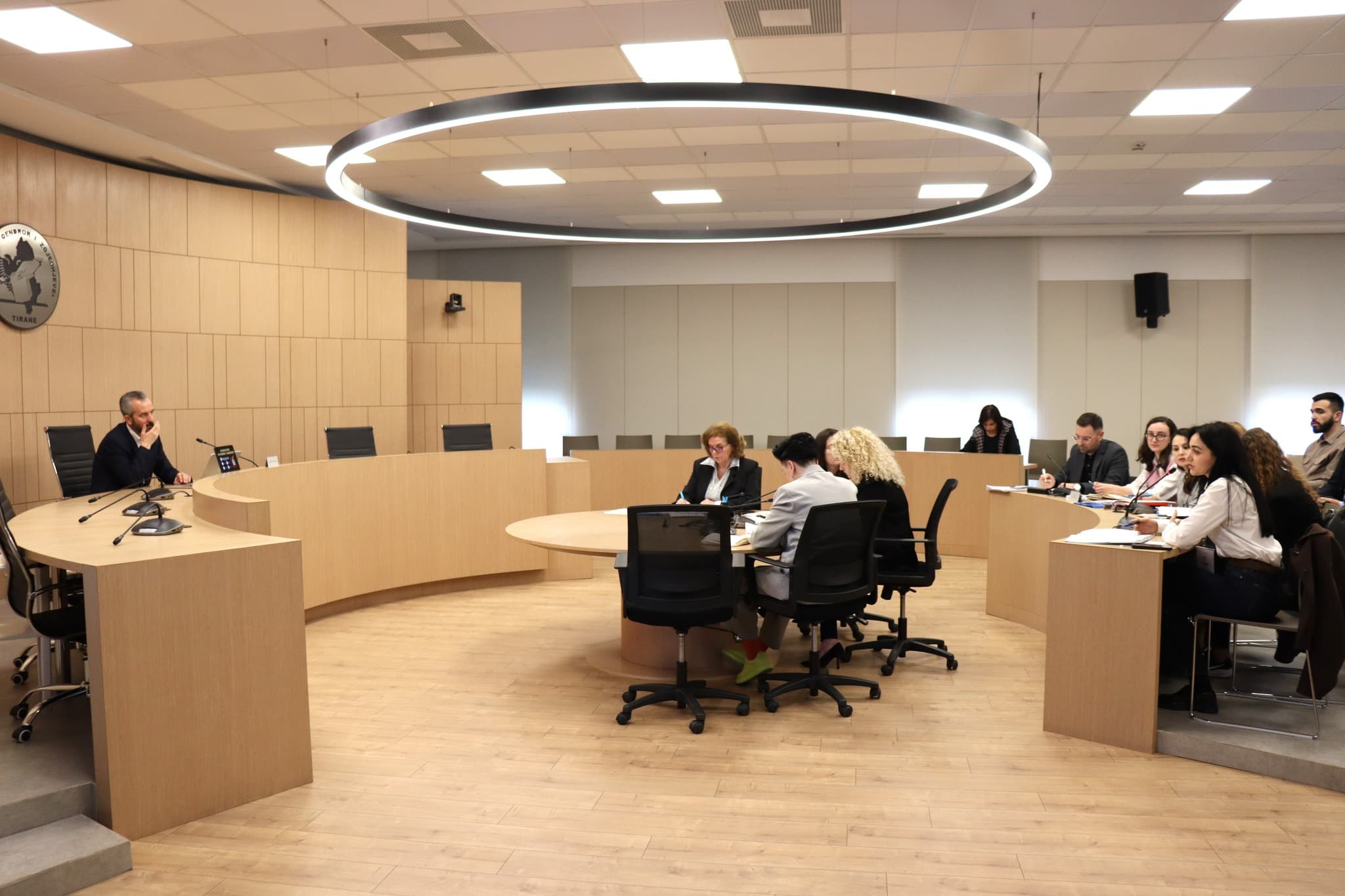 Gjashtë parti politike depozitojnë kërkesat për regjistrim në KQZ për zgjedhjet e 11 majit