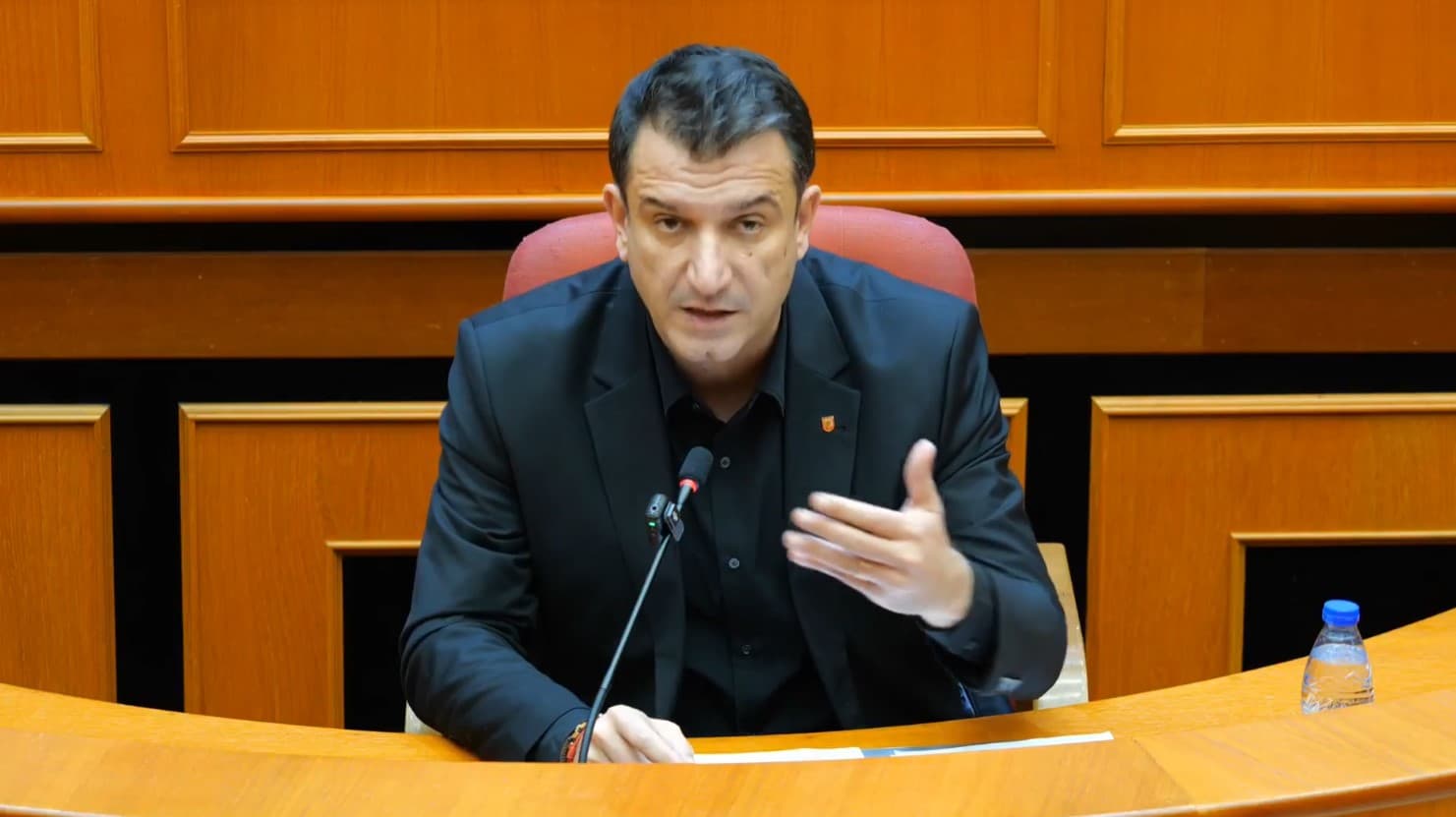 A do të marrë Veliaj leje për të qenë në mbledhjen e Këshillit Bashkiak?
