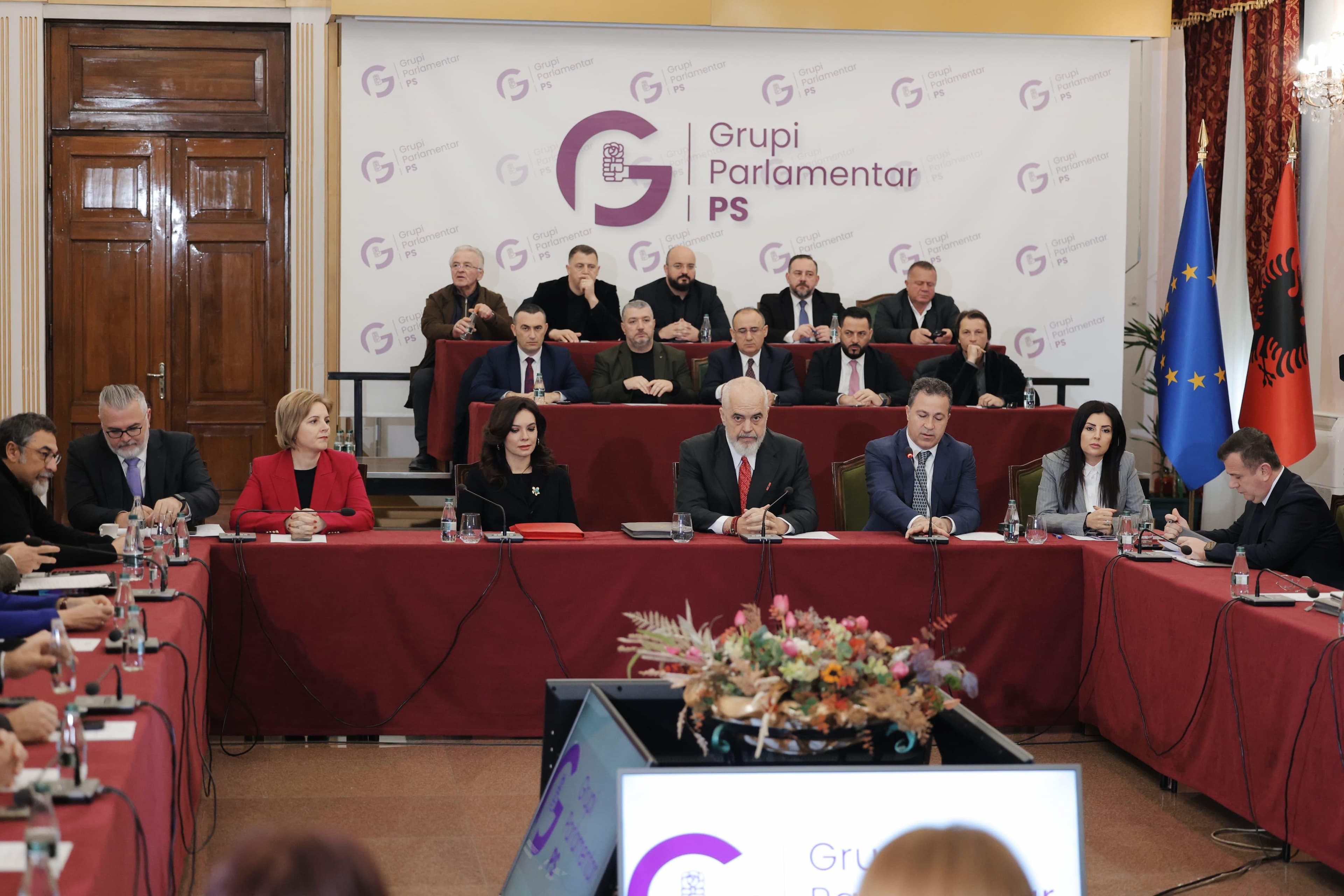 Masat te Bujqësori, rektori: Universiteti do të ringrihet. Rama: Nuk kishte flagrancë, ndalimet u bënë pa gjyq