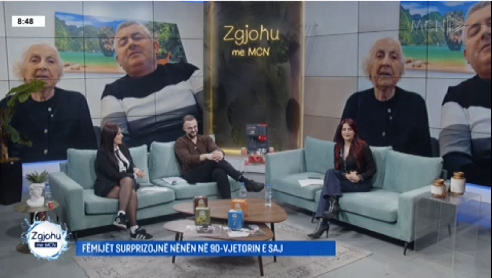 Fëmijët surprizojnë nënën në 90-vjetorin e saj, ajo ia merr valles me 10 fëmijët e saj