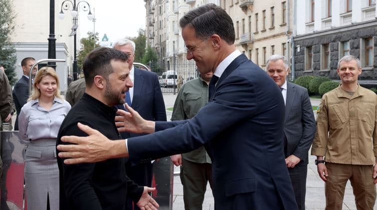 Rutte thirrje Zelensky-t: Rregullo marrëdhëniet me Donald Trump