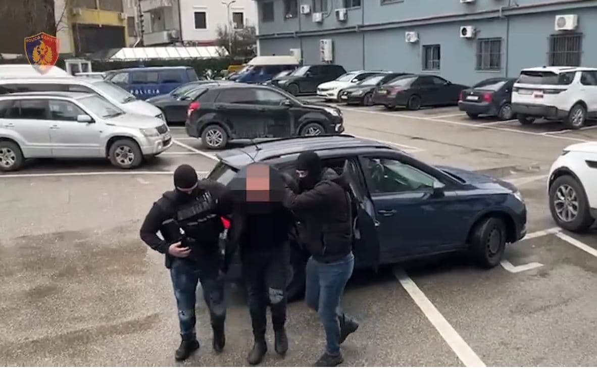 I dënuar në Itali për kanosje dhe zhvatje, kapet në Tiranë për t’u ekstraduar 