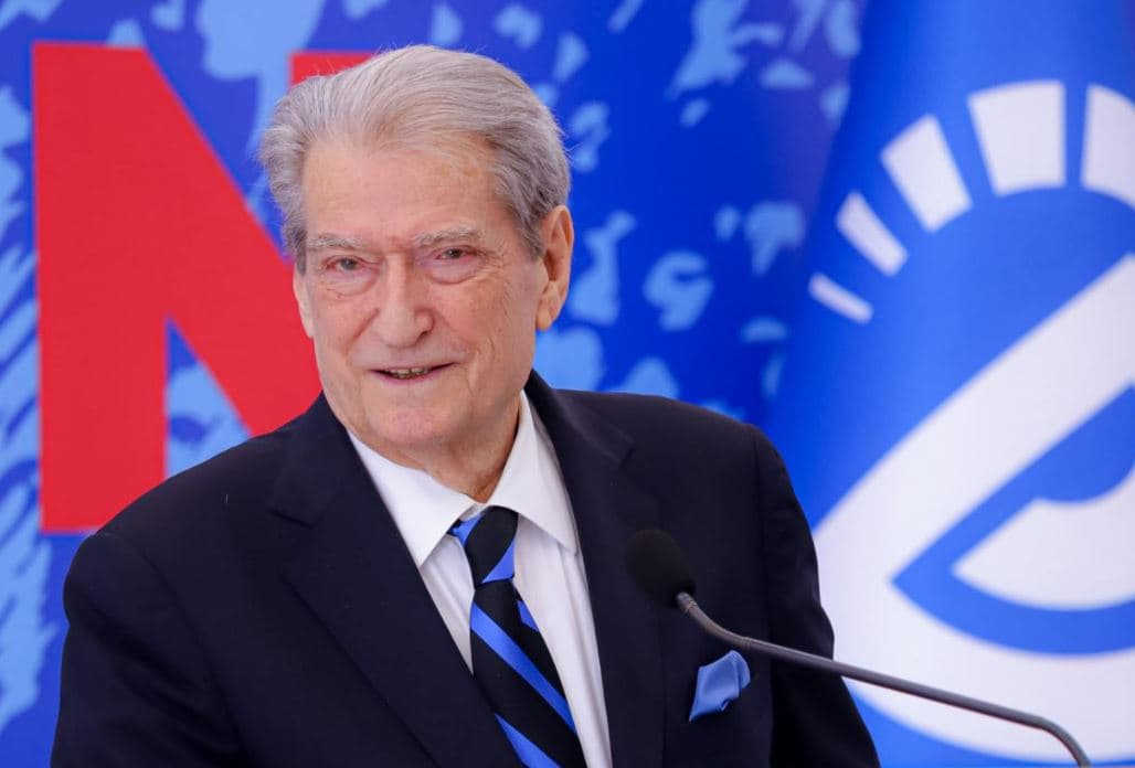 “E kaloj sa herë të dua oqeanin”/ Pas Ramës reagon Berisha: S’e kisha për vizën, por dosjen e “McGonigal”-it