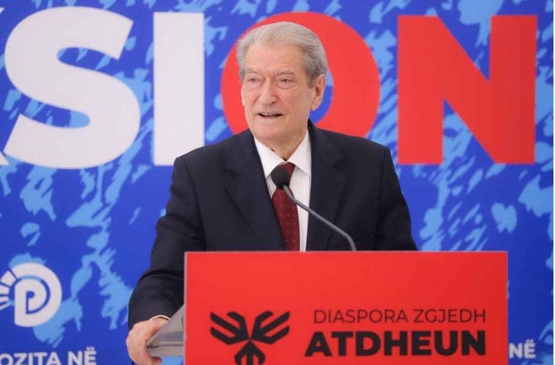 Berisha thërret protestë kundër mbylljes së TikTok-ut 