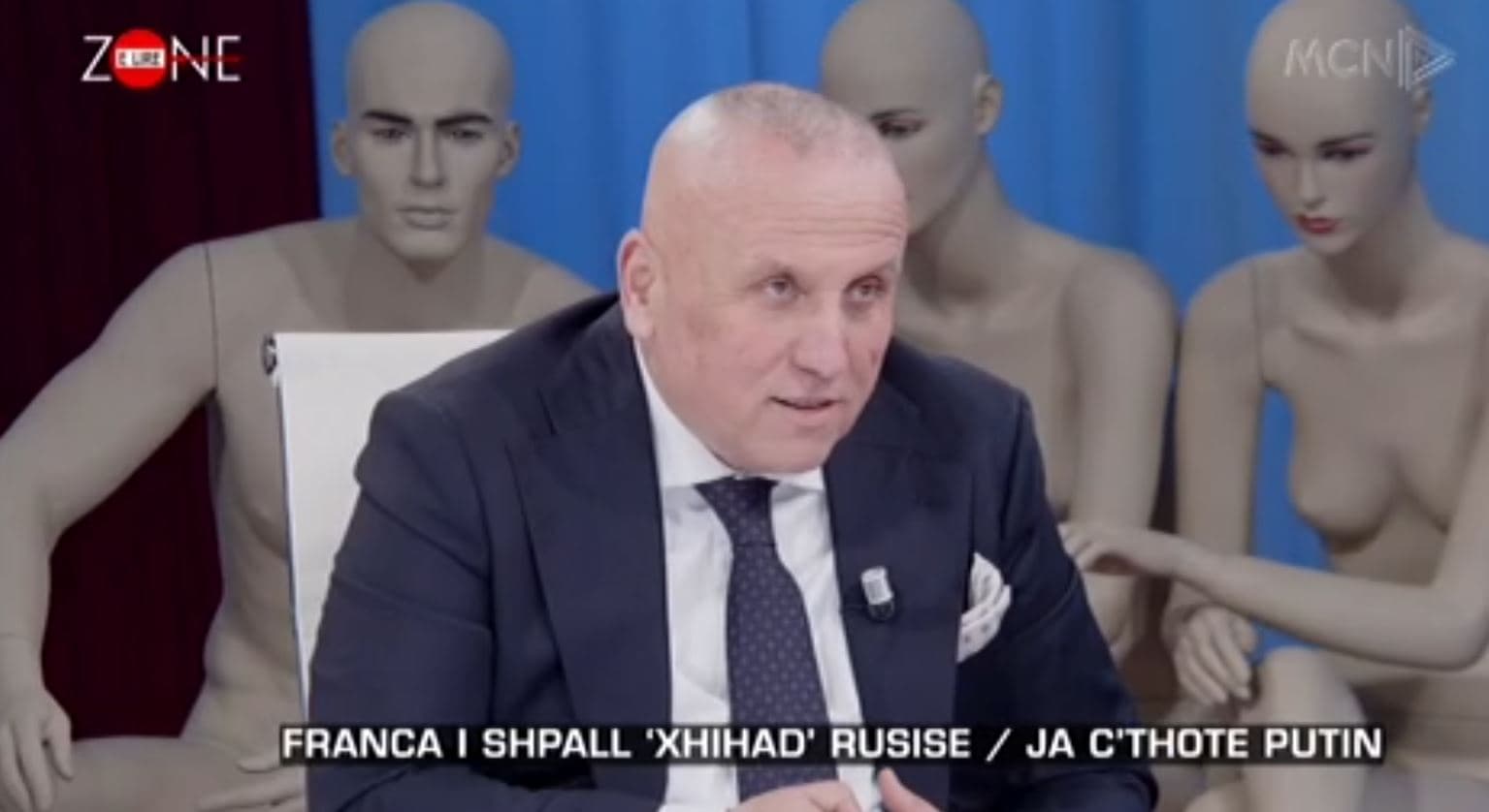 Kulla: Trump s’e llogarit fare Macron-in. Perëndimi s’e ka popullin të përgatitur për luftë 