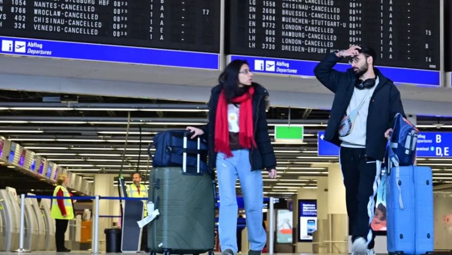 Punonjësit në aeroportet gjermane në grevë për pagat, anulohen qindra fluturime