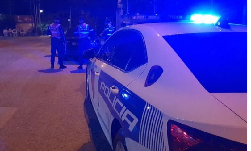 Sherr në Portin e Vlorës, dy persona godasin efektivin e policisë kufitare