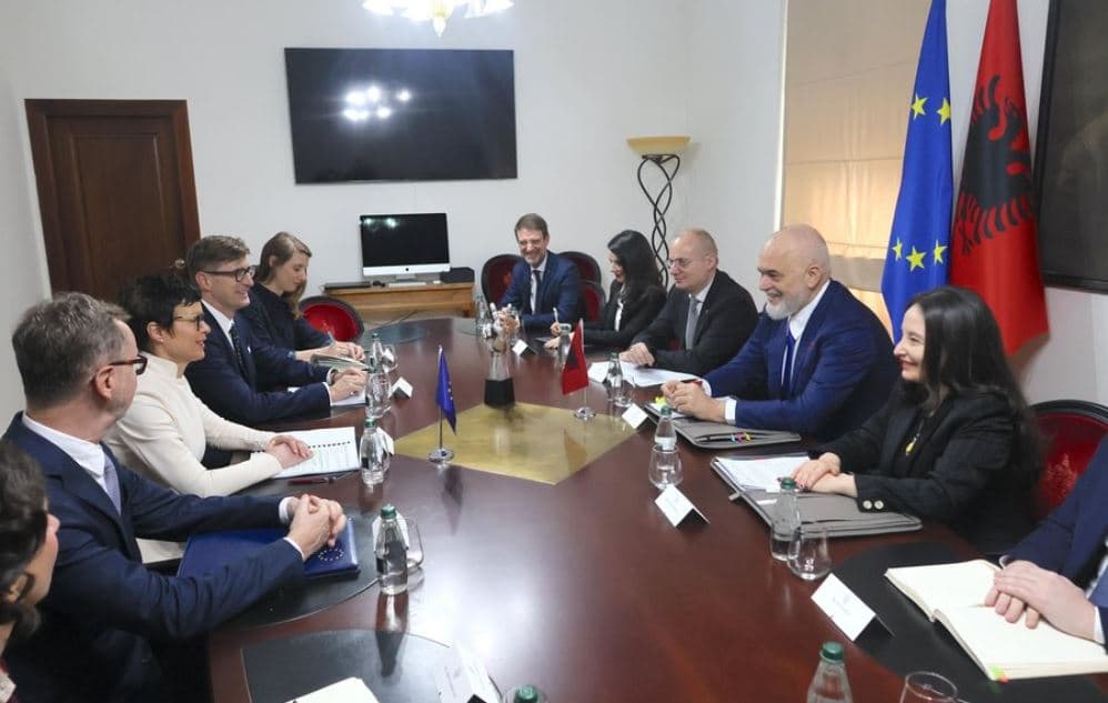 Rama takon Komisioneren për Zgjerimin në BE Marta Kos 