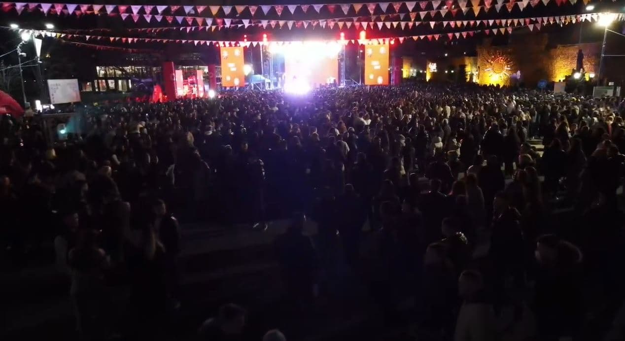  Elbasani festoi mbrëmë 'Natën e Verës' 