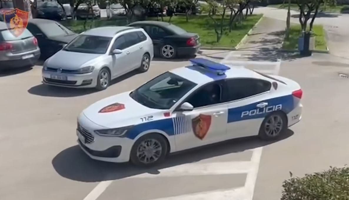 I shpallur në kërkim dhe i dënuar me mbi 7 vite burg për shitje narkotikësh, arrestohet 46-vjeçari në Tiranë