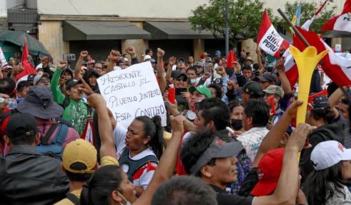 Gjendje e jashtëzakonshme në Peru, kriminaliteti jashtë kontrolli, ushtria në rrugë