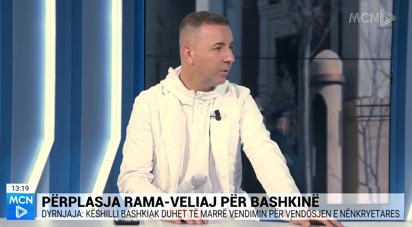 Dyrnjaja: Përplasje e hapur mes kryebashkiakut dhe kryeministrit. Veliaj një minë me sahat pa siguresë  (VIDEO)
