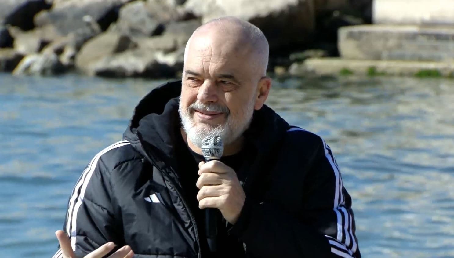  Veliaj në paraburgim/ Rama: Dhimbje personale për dikë që ishte mes nesh dhe sot është në duart e drejtësisë 