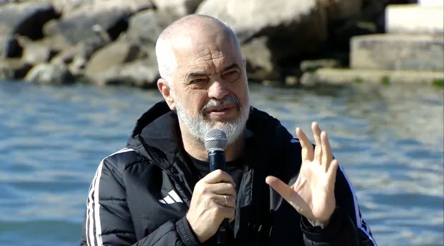 Rama: Ne ia dorëzuam shpatën drejtësisë, pala tjetër thotë do e marrim mbrapsht dhe do t’i presim kokën Dumanit! 