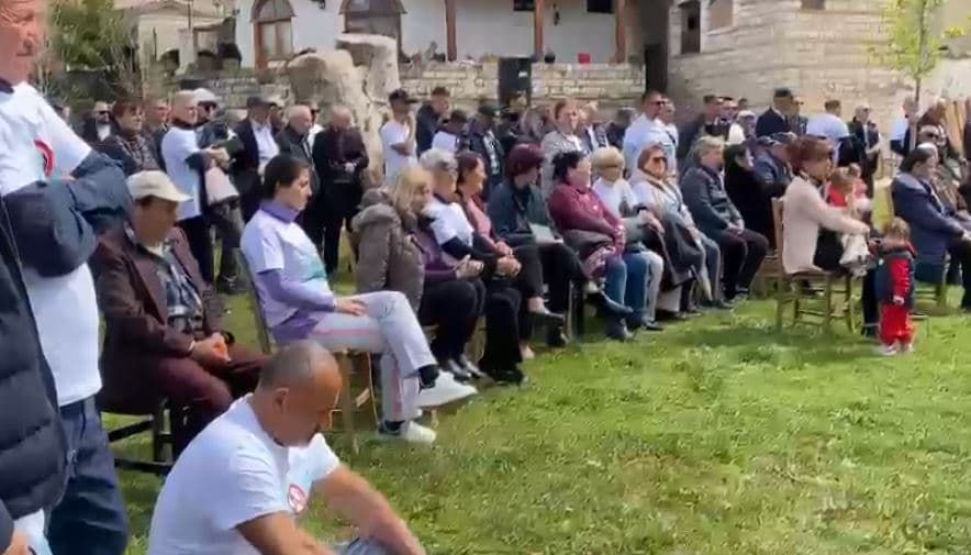 Banorët e Tragjasit protestojnë kundër projektit të furnizimit me ujë të fshatrave të Himarës: Nuk mund të përdoret për rezortet