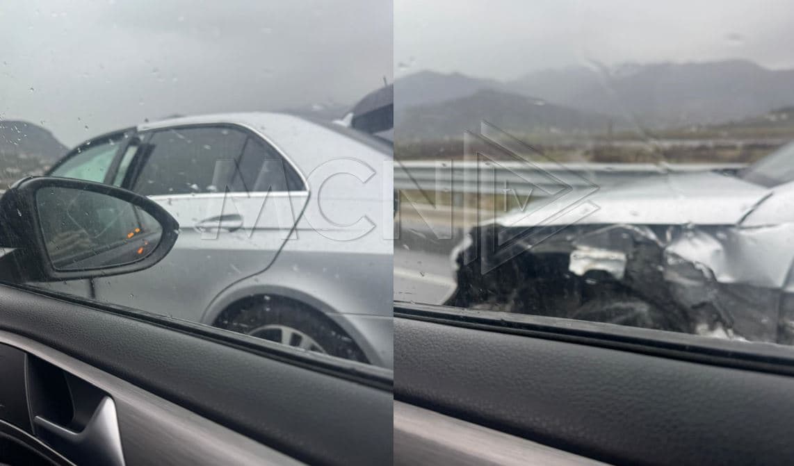 Përplasen dy makina në Librazhd