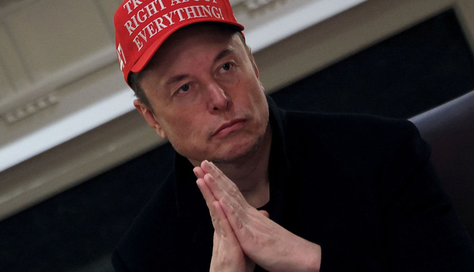 Rusia i ofron një reaktor të vogël bërthamor Elon Musk