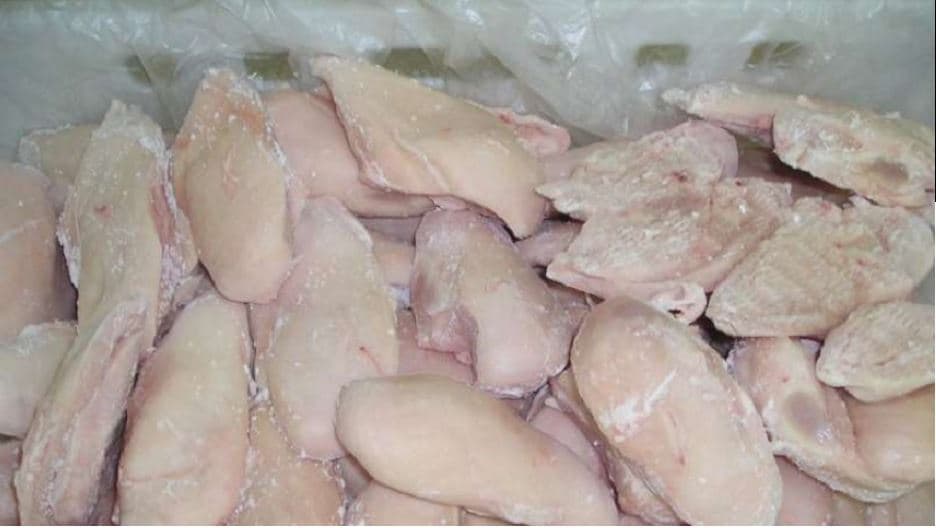 Zbulohen detaje/ Kompania “diMal” hodhi në tregun shqiptar 13.1 ton fileto pule me salmonelë