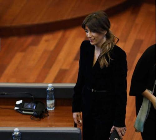 Për të gjashtën herë radhazi, Albulena Haxhiu nuk arrin të zgjidhet kryetare në Kuvendin e Kosovës