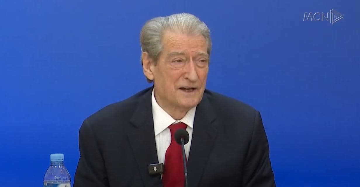 “Fjalët janë se SPAK-un e hakeroi Fatmiri”. Berisha: Proda e Hoxha, pazare me dosjet. S’i referojnë