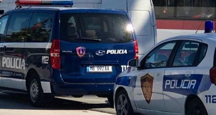 Procedohet 15-vjeçari, ndërhyri në email-et e institucioneve në Vlorë