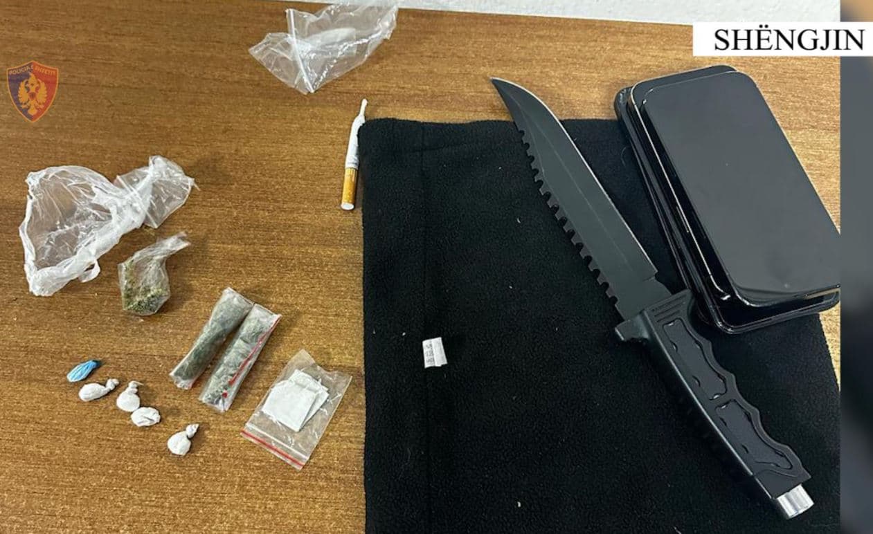 U kap në flagrancë me doza kokaine, në pranga 25-vjeçari