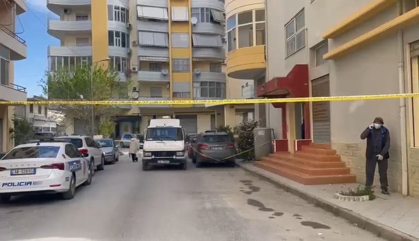  Hidhet nga kati i 6-të/ Vdes 65-vjeçari në Vlorë
