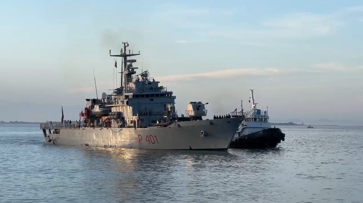 Marrëveshja me Italinë, dy anije me emigrantë mbërrijnë nesër në Shëngjin