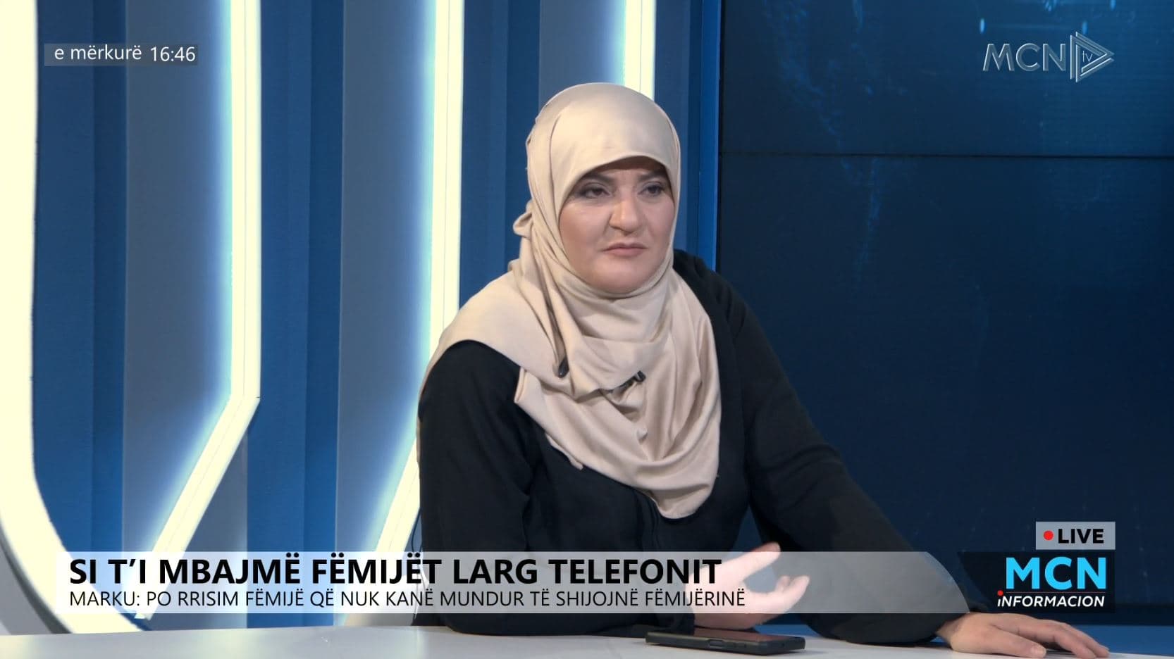 Fëmijë me telefon në dorë, Hidri: Prindërit edukojnë me modelin