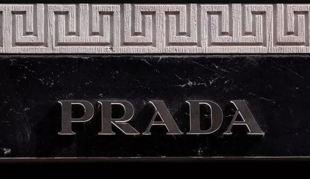Prada blen Versace-n për 1.25 miliardë euro